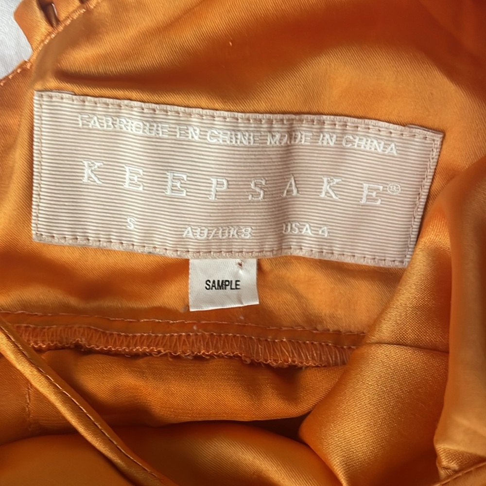 Keepsake - Picture 3 of 4